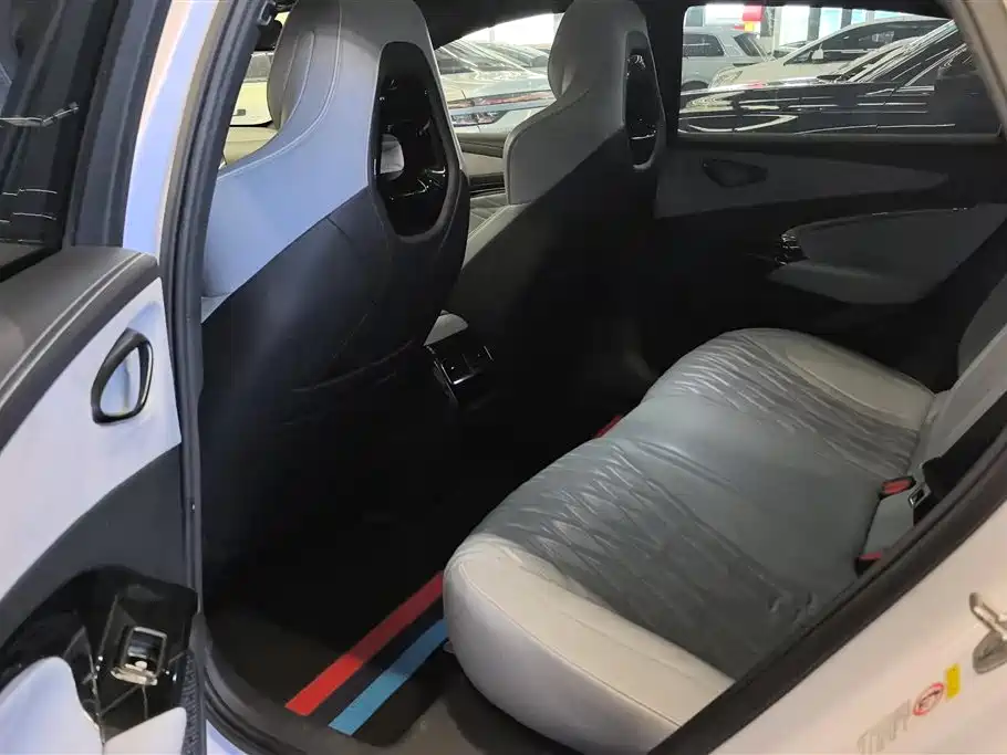 BYD Seal 2023 Champion Edition 550km Premium фото 11