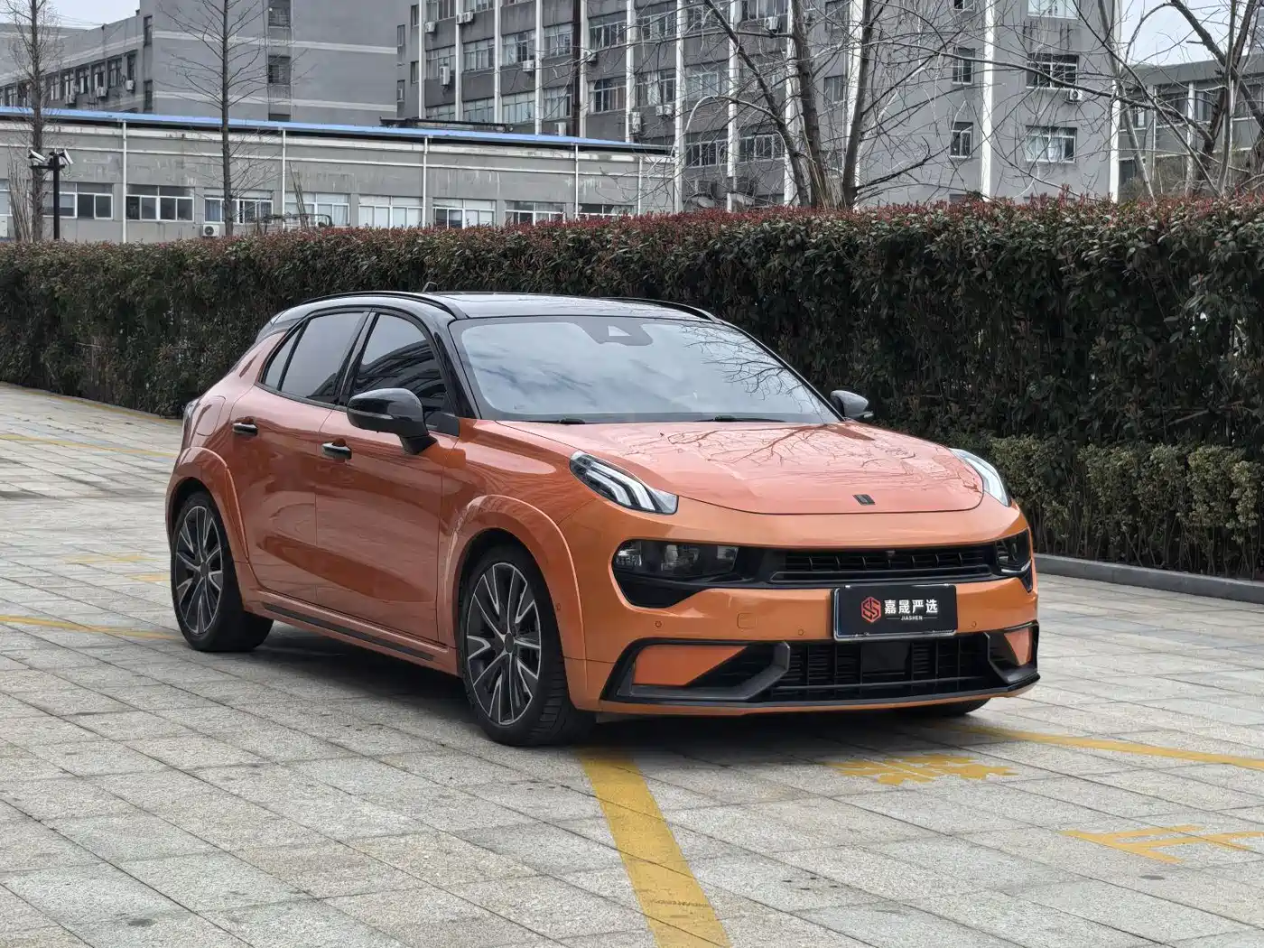 LYNK & CO. 02 HATCHBACK
