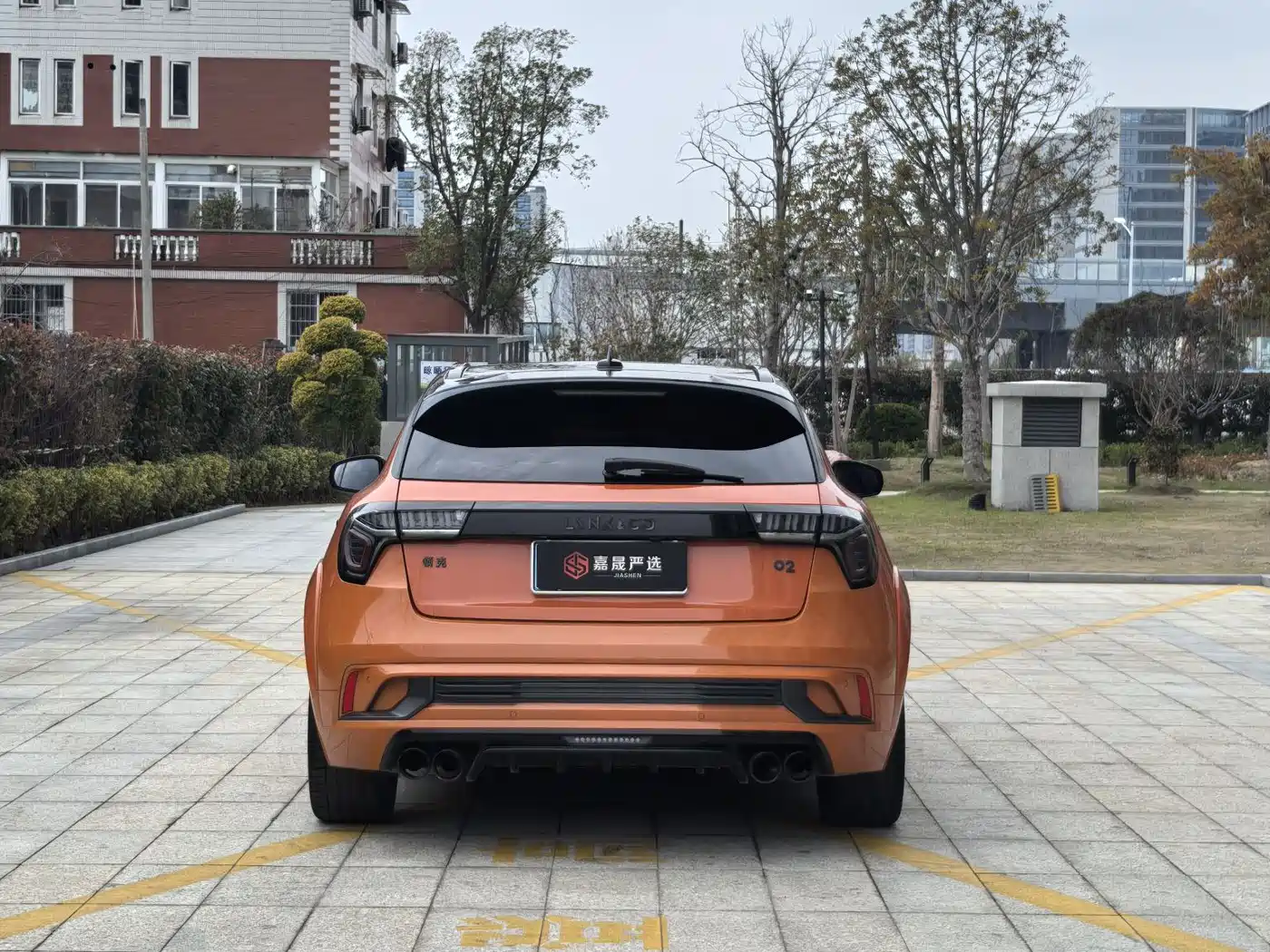 LYNK & CO. 02 HATCHBACK