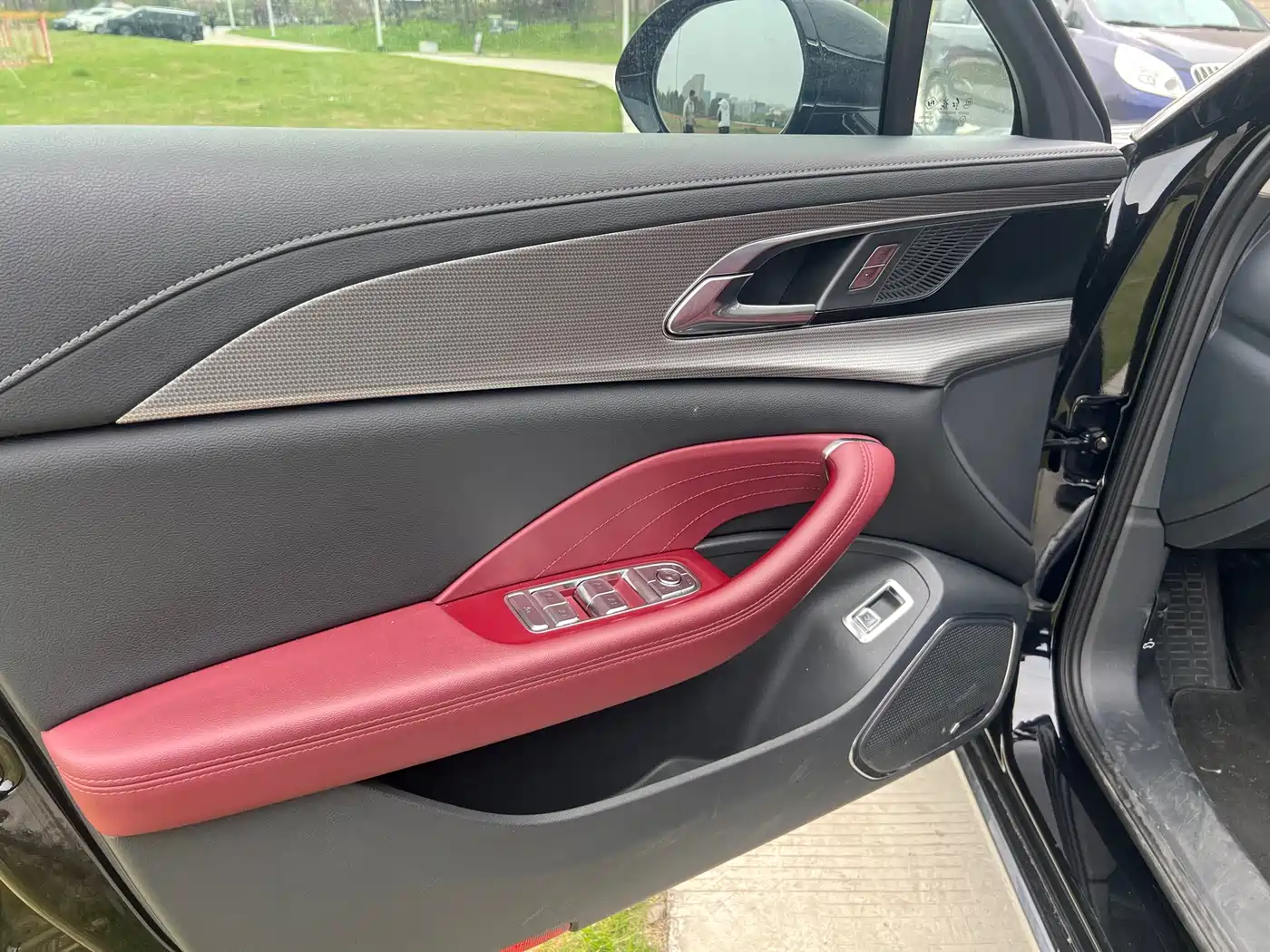 Hongqi H5 2023 1.5T DCT Smart Connect Joy Edition фото 9