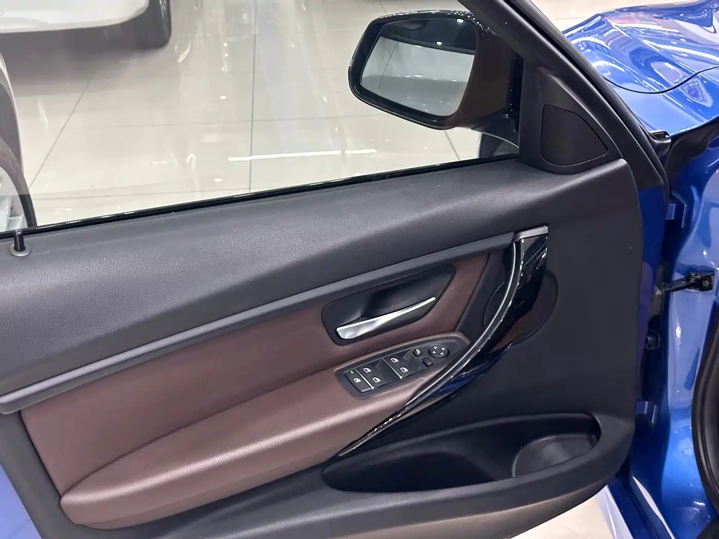 BMW 3 Series 2019 320Li M Sport Package фото 15