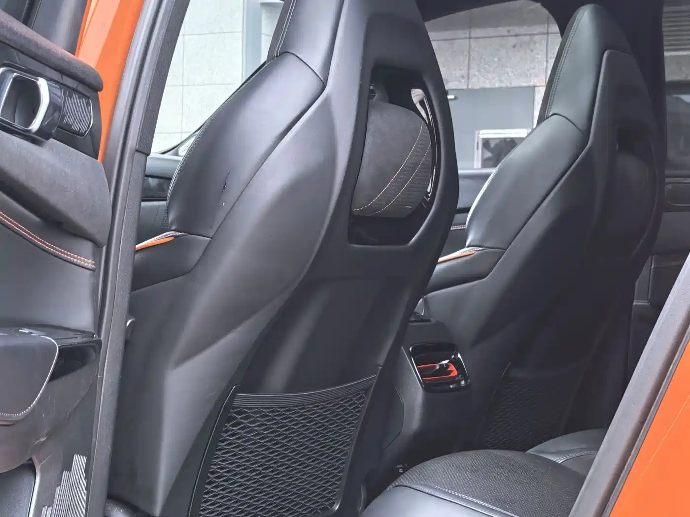 LYNK & CO. 02 HATCHBACK