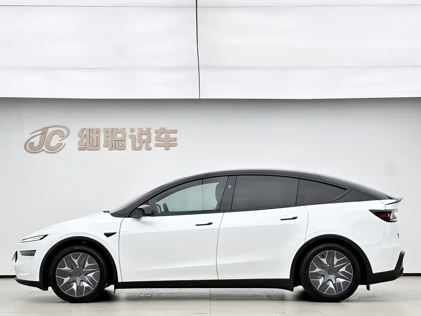 Tesla Model Y L 2026 2025 Facelift Long Range AWD