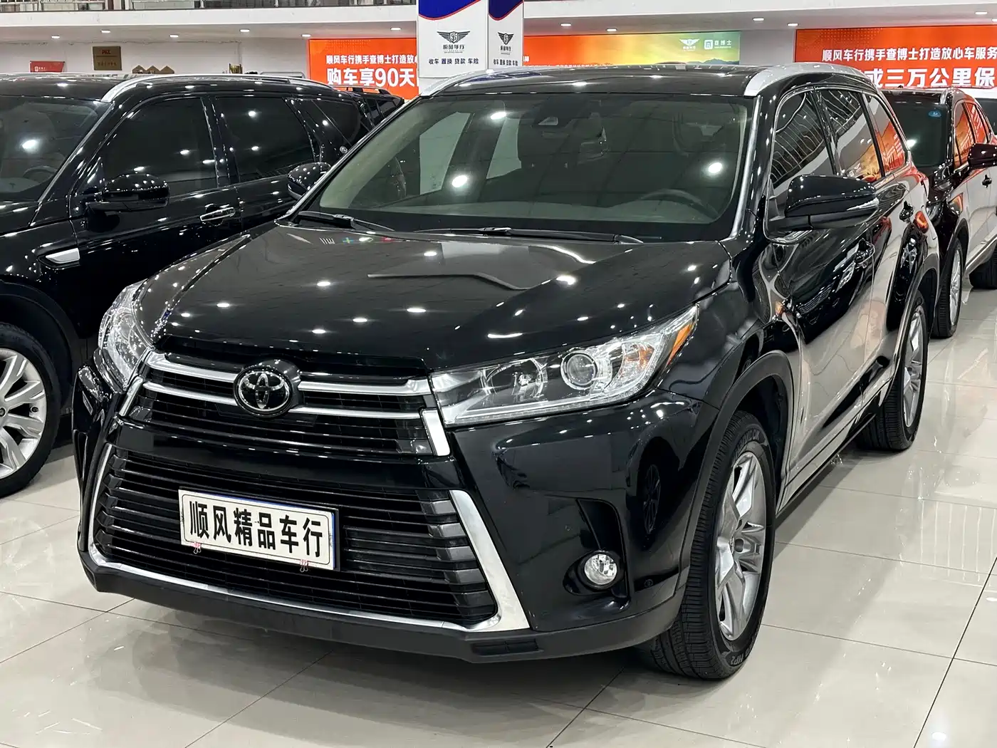 Toyota Highlander 2018 2.0T 4WD Premium 7-seater China VI фото 37