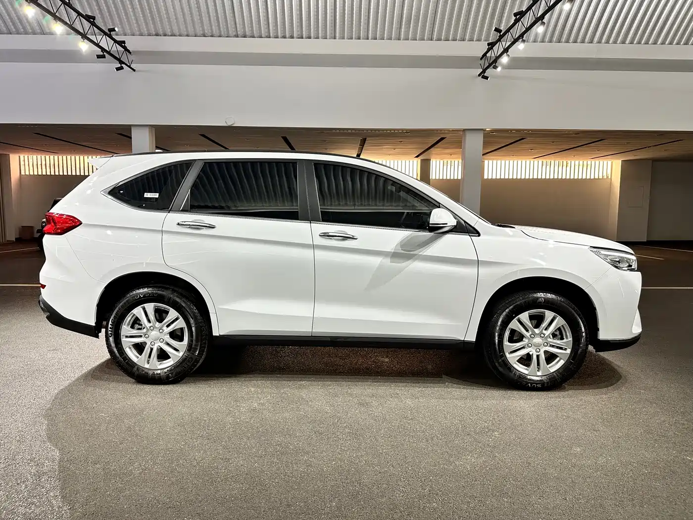 Haval M6 2024 2023 PLUS 1.5T Manual Elite Smart Connect