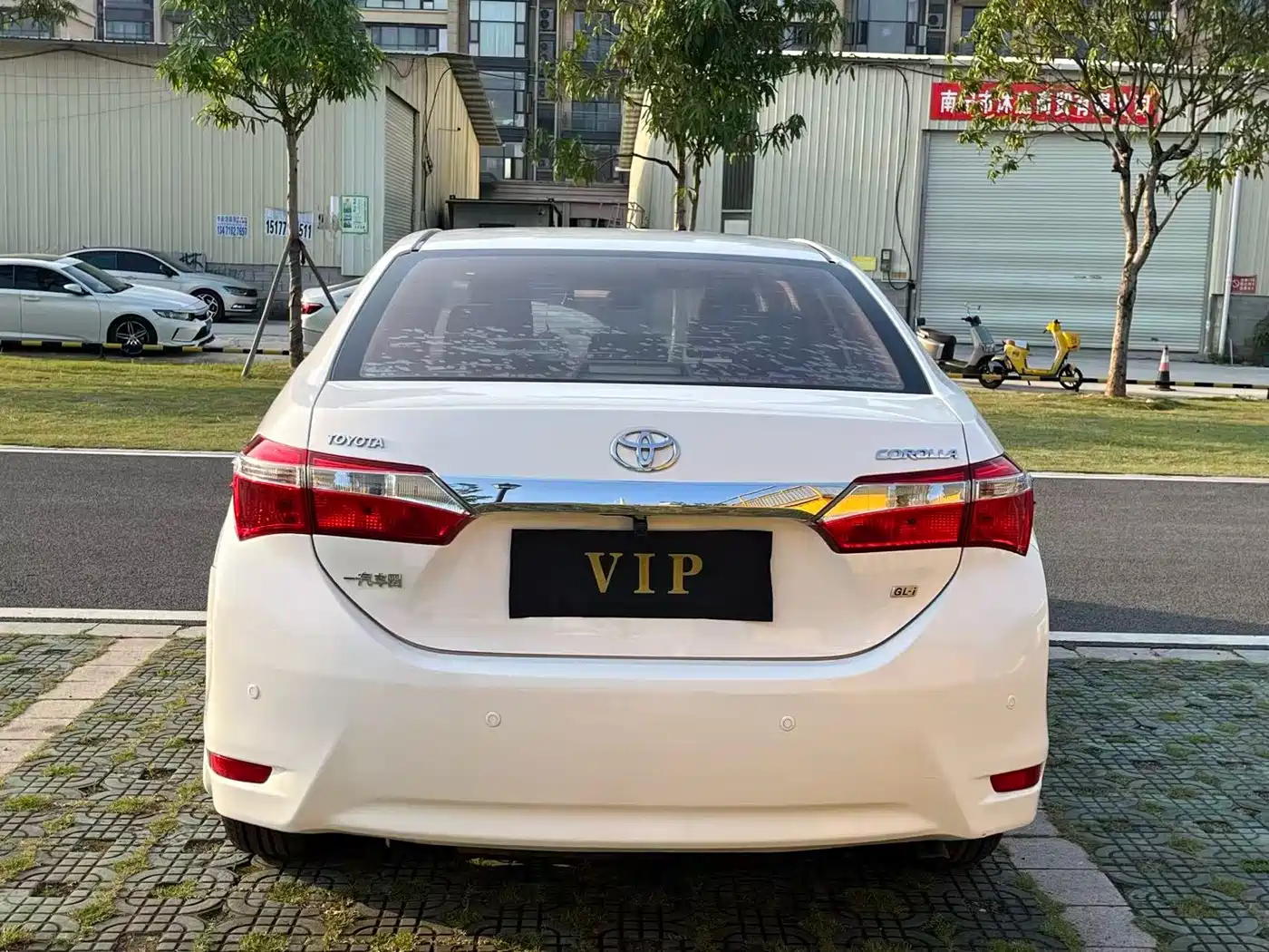 Toyota Corolla 2014 1.6L CVT GL-i фото 41