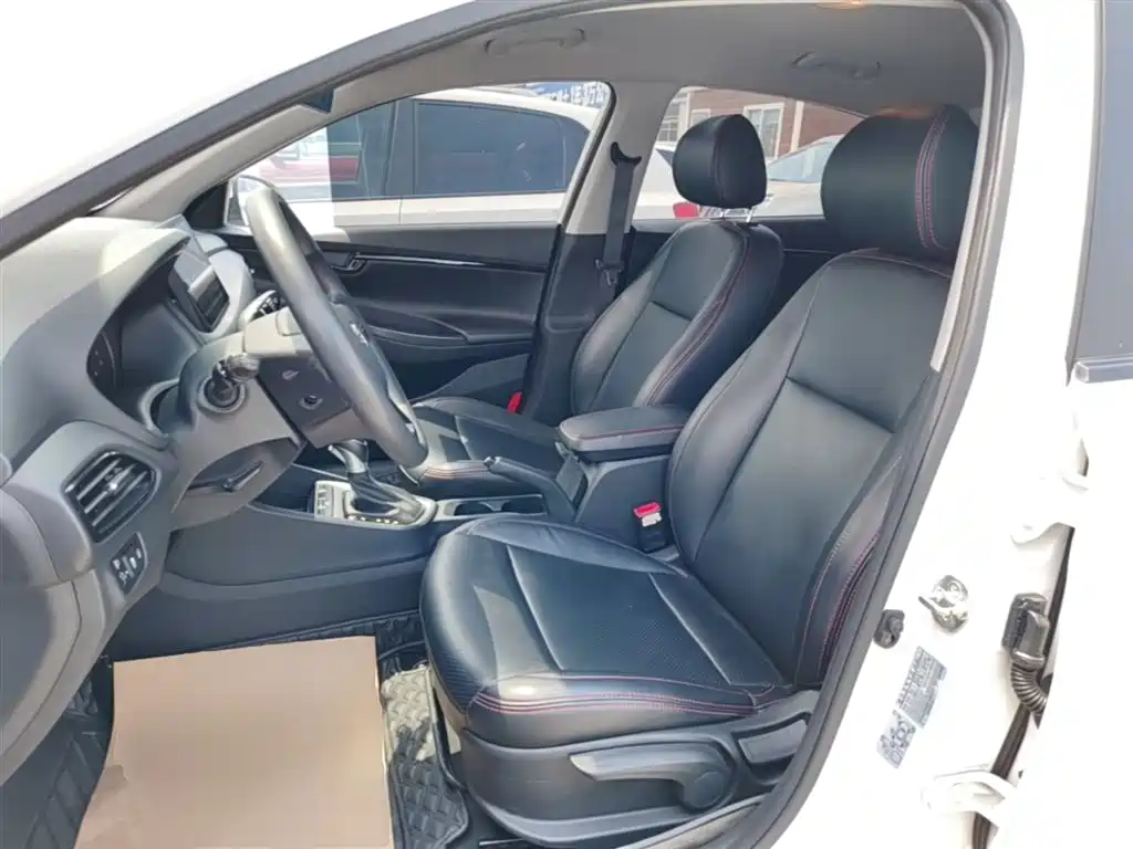 Hyundai Elantra 2018 1.6L Automatic Pleasing Edition GL China VI фото 15