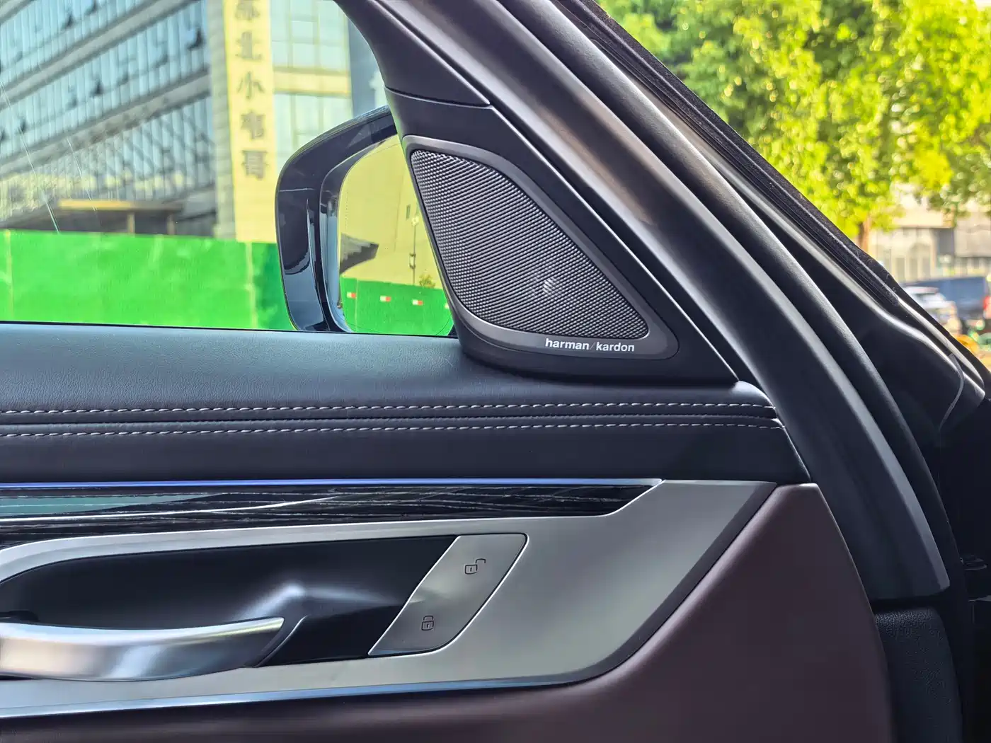 BMW 7 Series 2021 Model 730Li M Sport Package фото 17