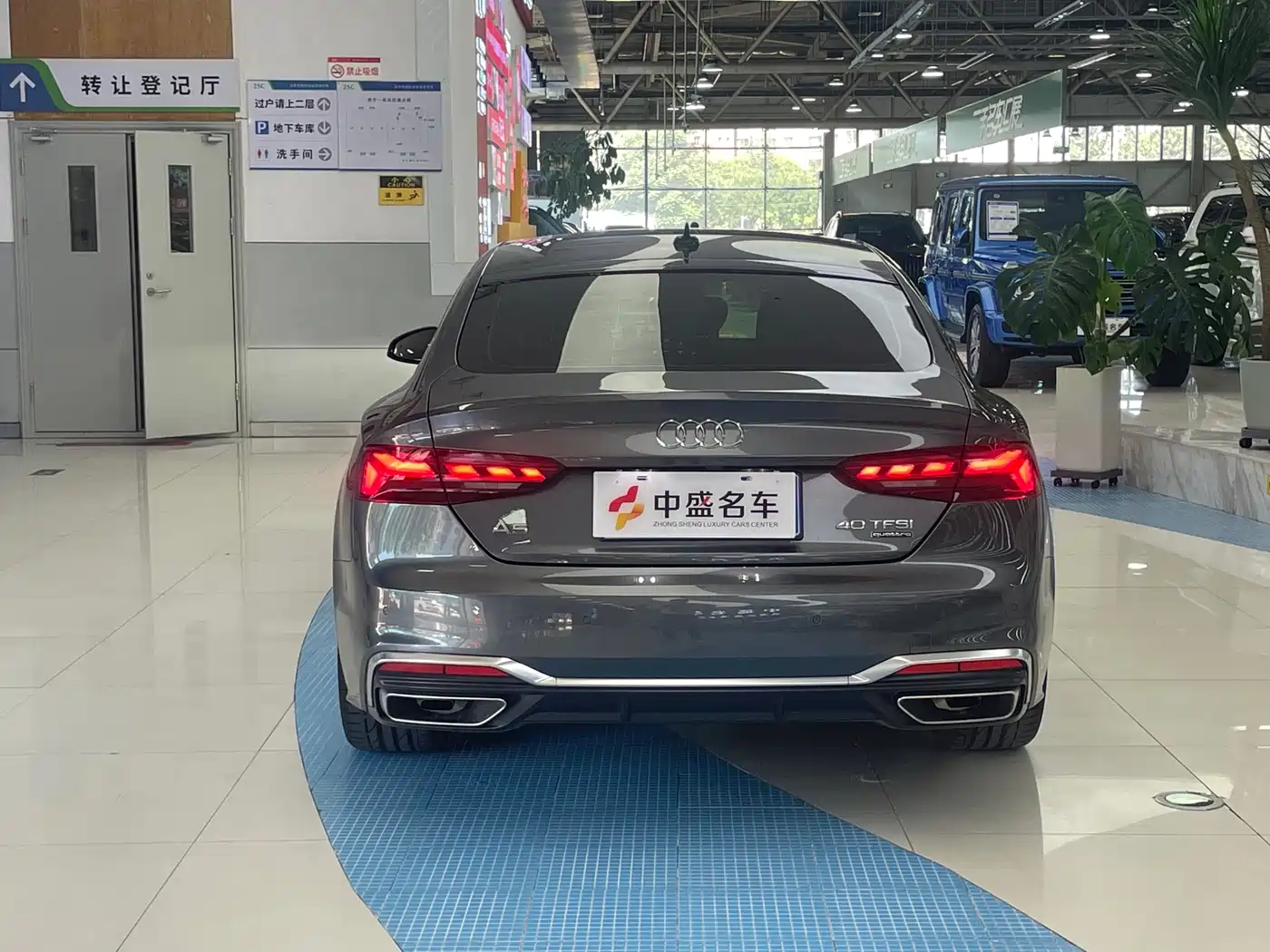 Audi A5 (Import) 2023 Sportback 40 TFSI quattro Luxury Dynamic фото 5
