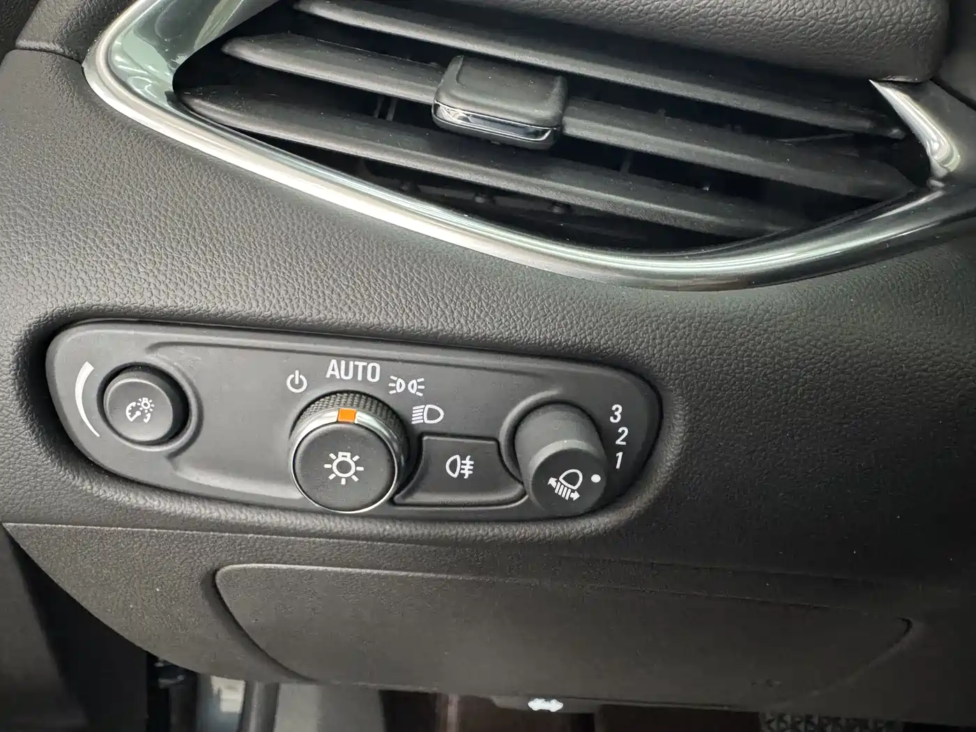 CHEVROLET MAI RUIBAO XL