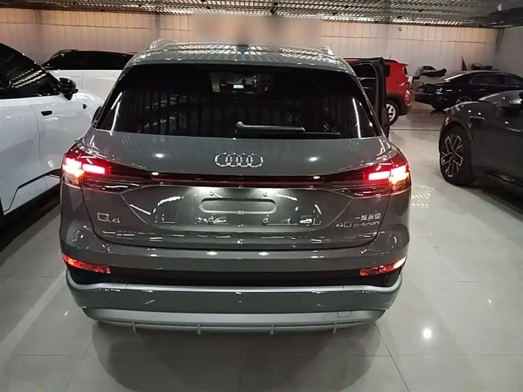 Audi Q4 e-tron 2024 40 e-tron Creation Edition фото 6