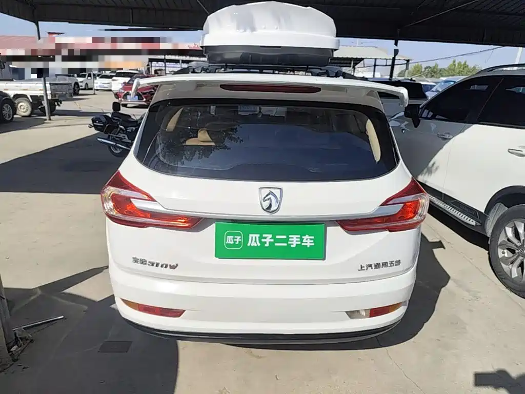 Photo 6 - Baojun 310W