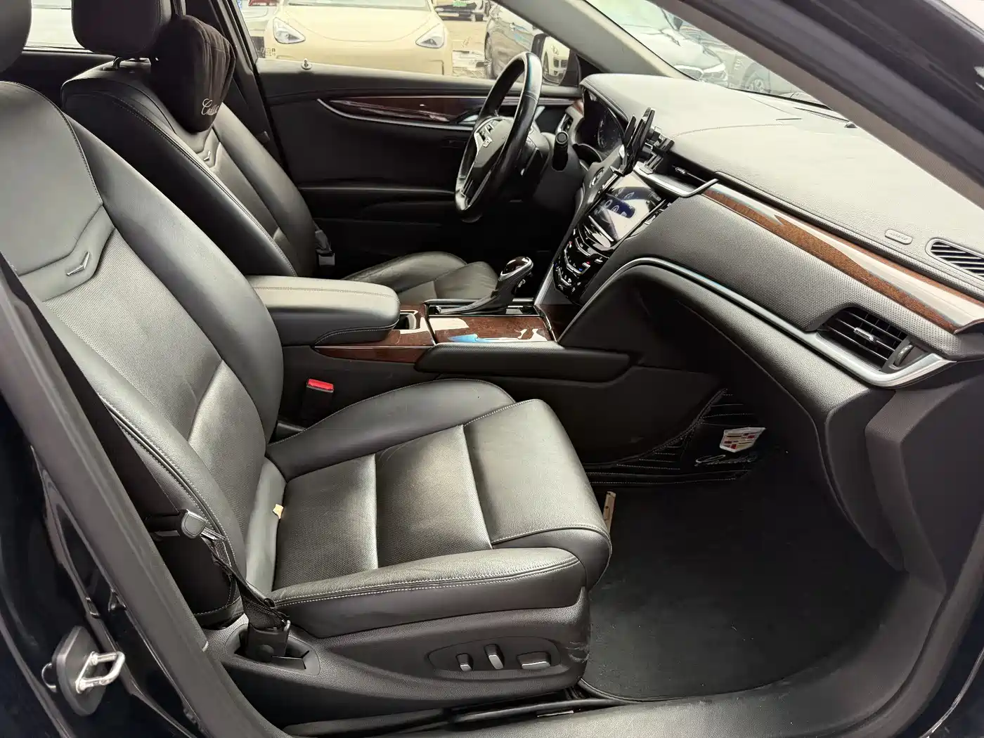 Cadillac XTS 2017 28T Luxury фото 8