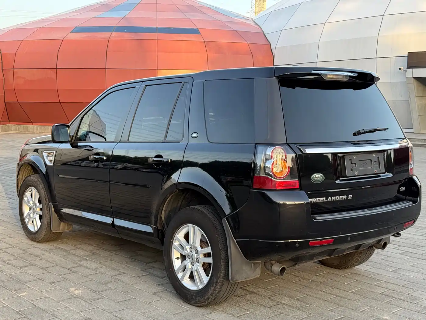 Land Rover Freelander 2 2014 2.0T Si4 SE Gasoline Edition фото 6