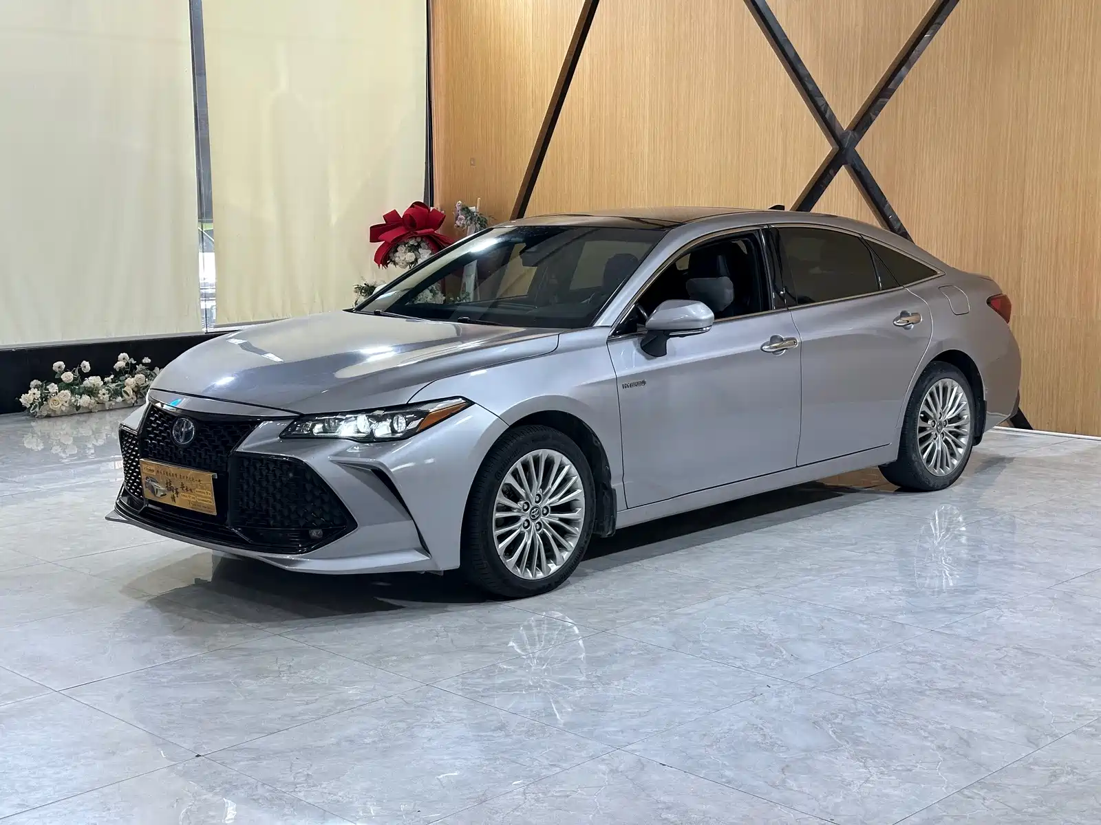 صورة 1 - Toyota Avalon