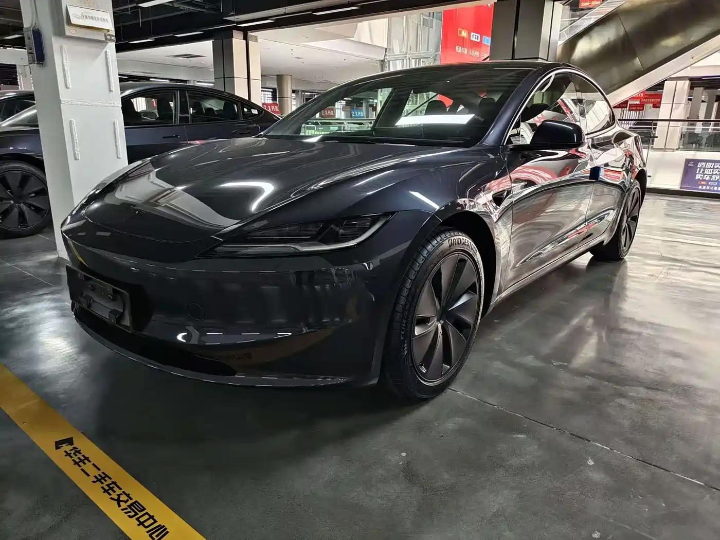 Tesla Model 3 2026 2025 Model Year Facelift Rear-Wheel Drive
