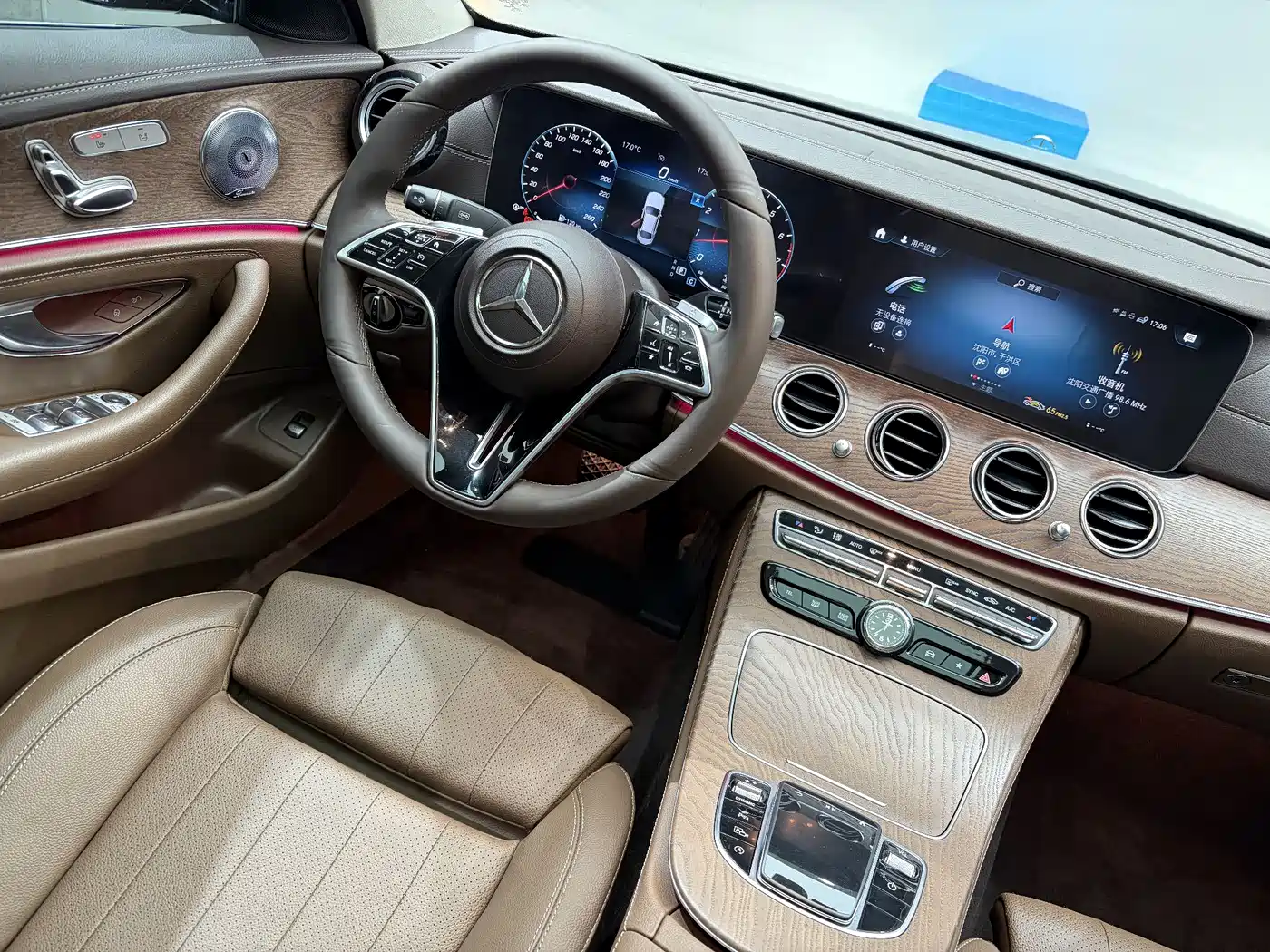  E CLASS