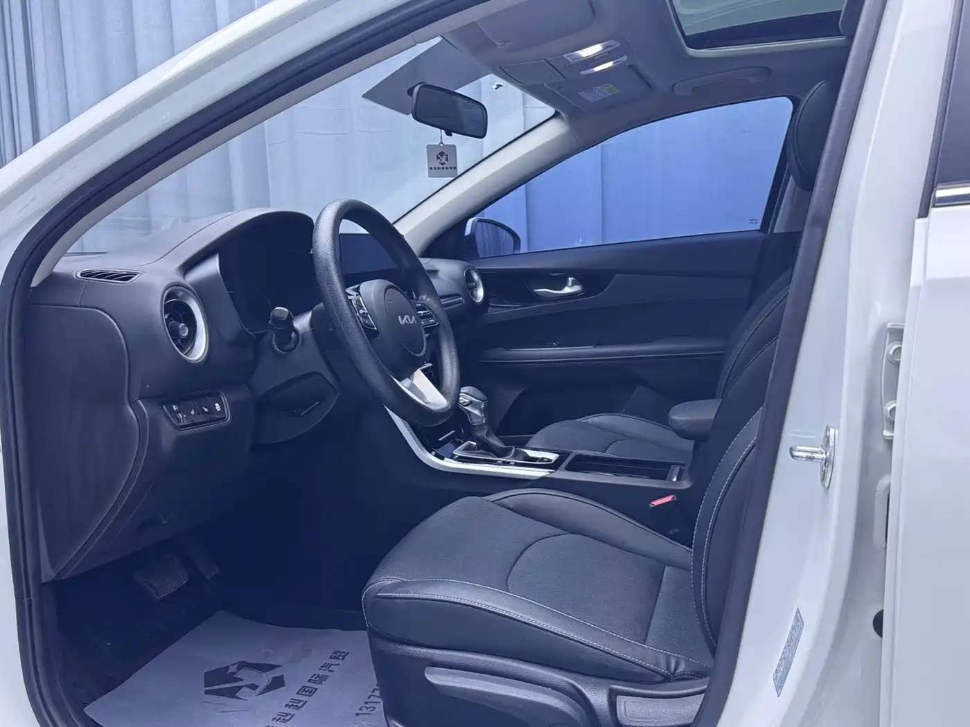 Kia K3 2021 1.5L CVT Fashion Edition фото 13