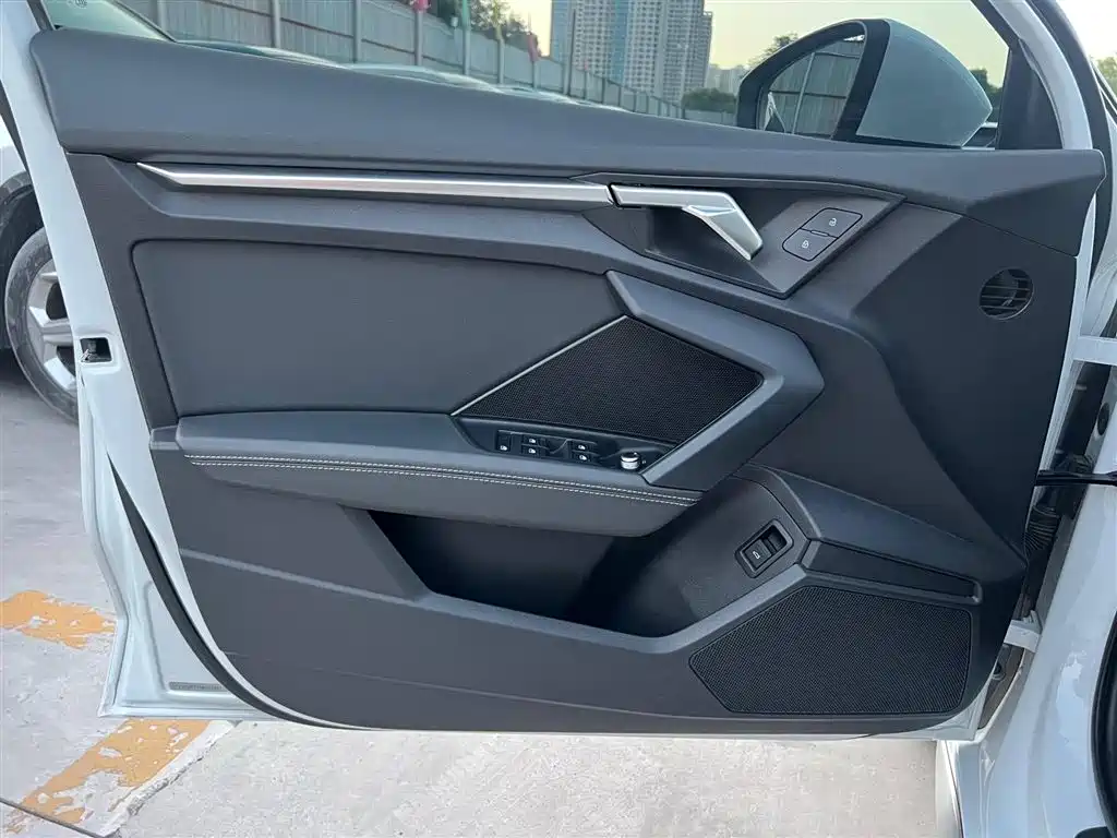 Audi A3 2022 A3L Limousine 35 TFSI Style Sport фото 8