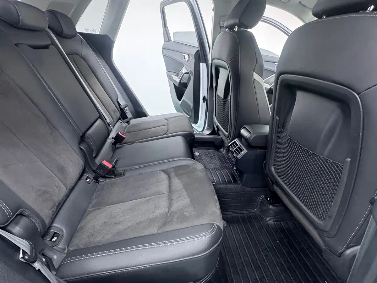 Audi Q3 2022 35 TFSI Fashion Dynamic фото 14