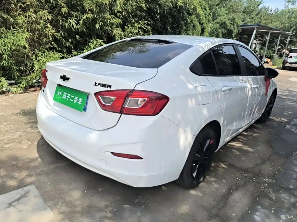 Chevrolet Cruze 2019 2018 Redline 320 Automatic Pioneer Edition