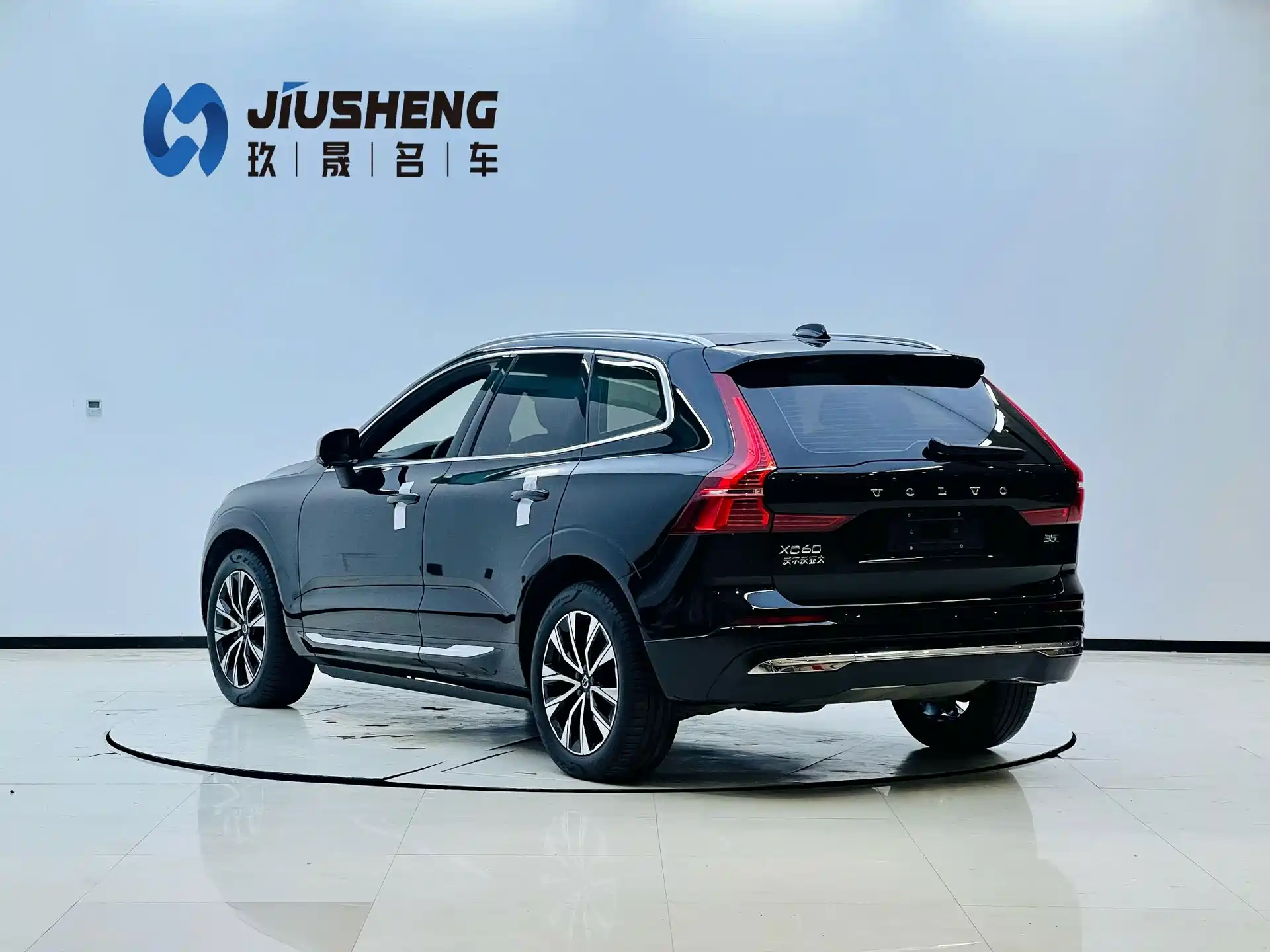 صورة 6 - Volvo XC60