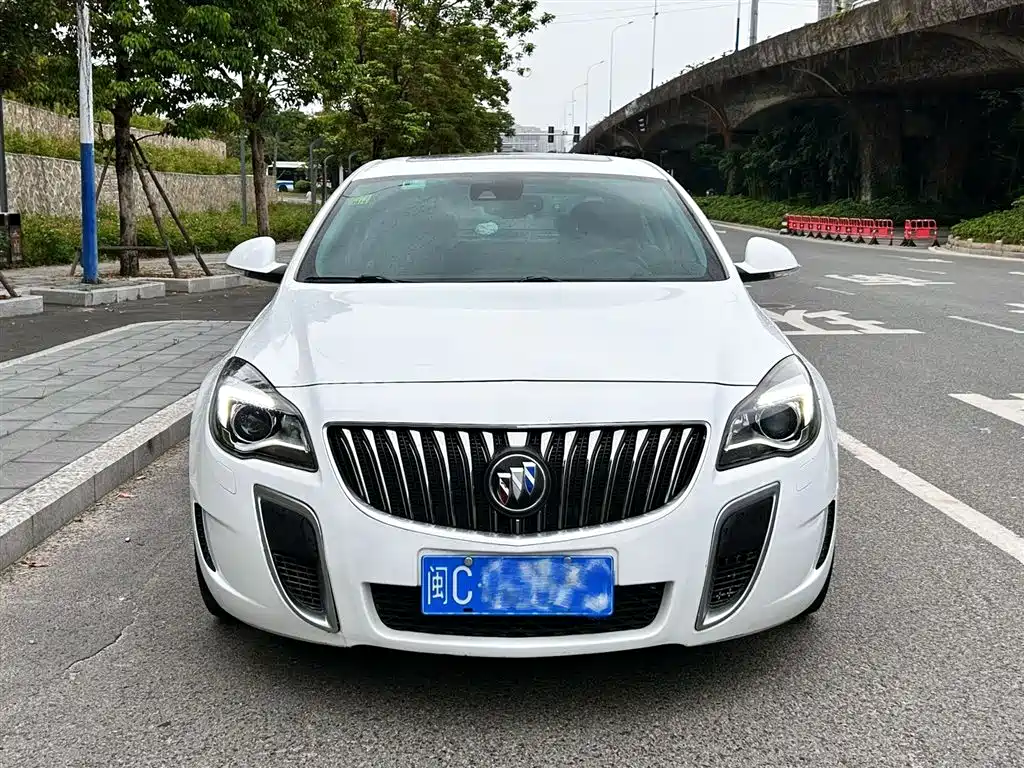 Buick Regal 2014 GS 2.0T Passion Sport Edition фото 2