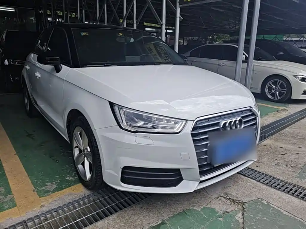 Audi A1 2016 30 TFSI Sportback Design Style Edition фото 4