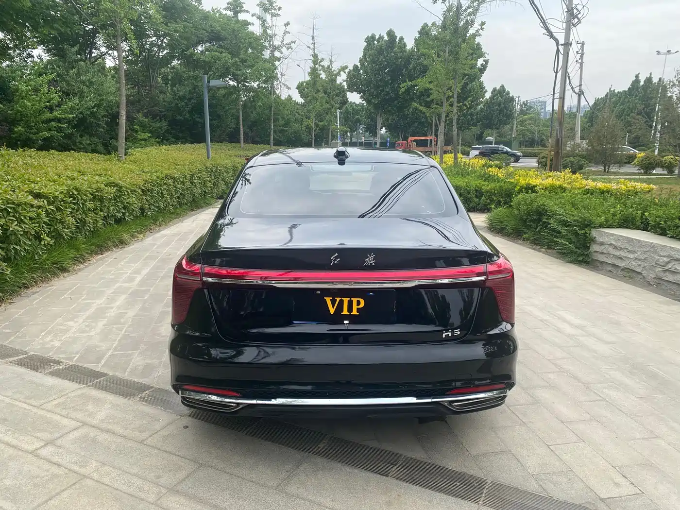 Hongqi H5 2023 1.5T DCT Smart Connect Flag Rhythm фото 17