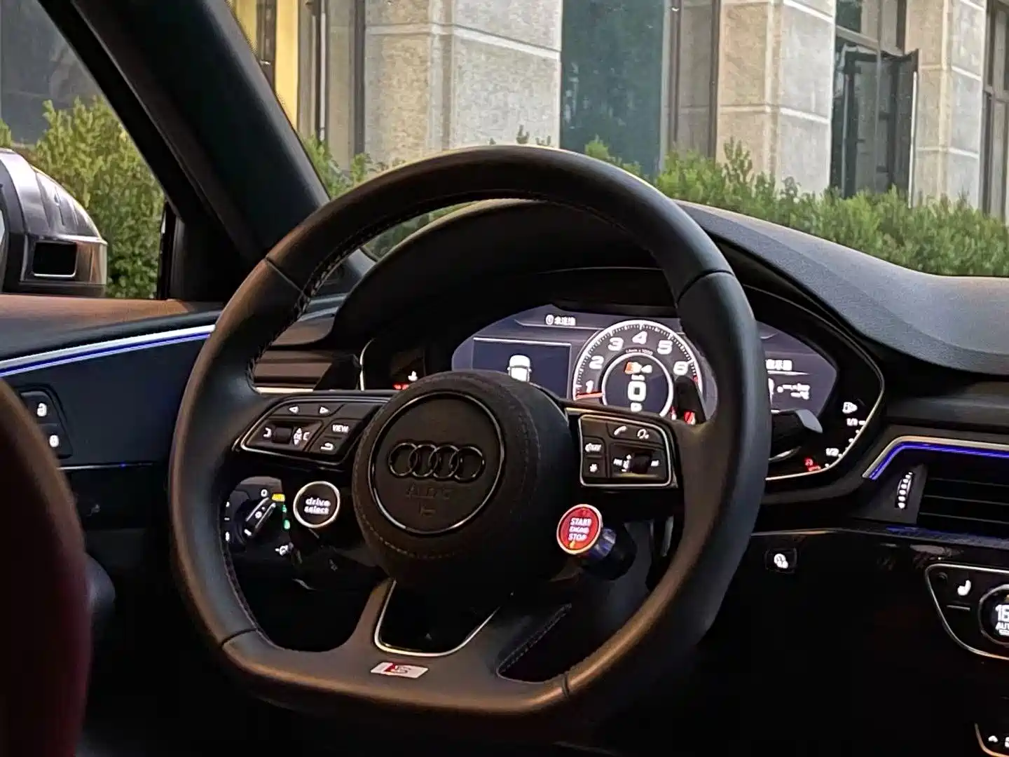 Фото 4 - Audi S4