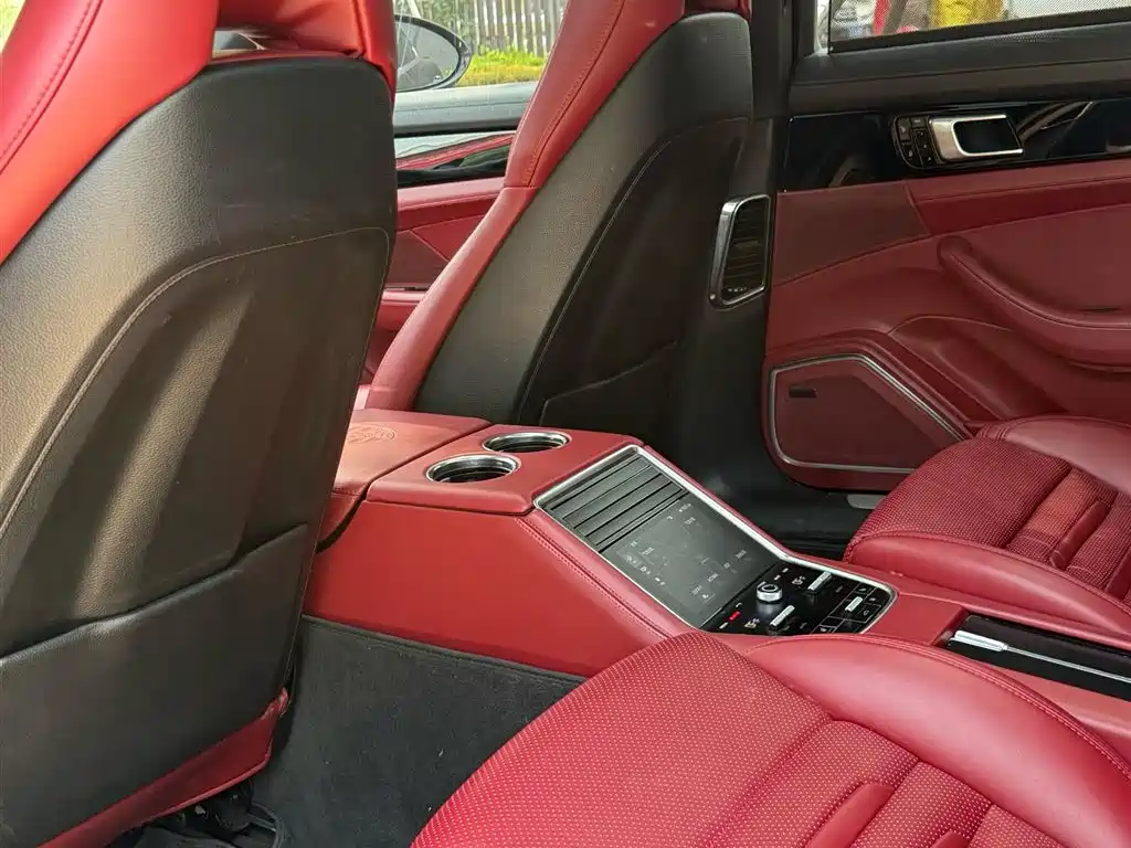 Porsche Panamera 2017 Panamera 4 Executive Long Wheelbase 3.0T фото 4