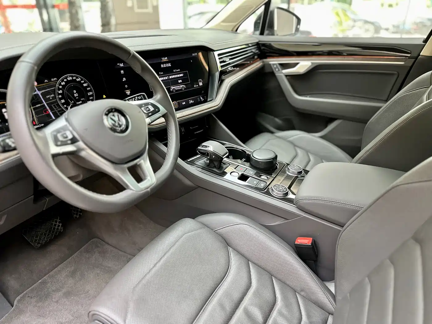 Volkswagen Touareg 2020 3.0TSI Enjoyment Edition China VI фото 4