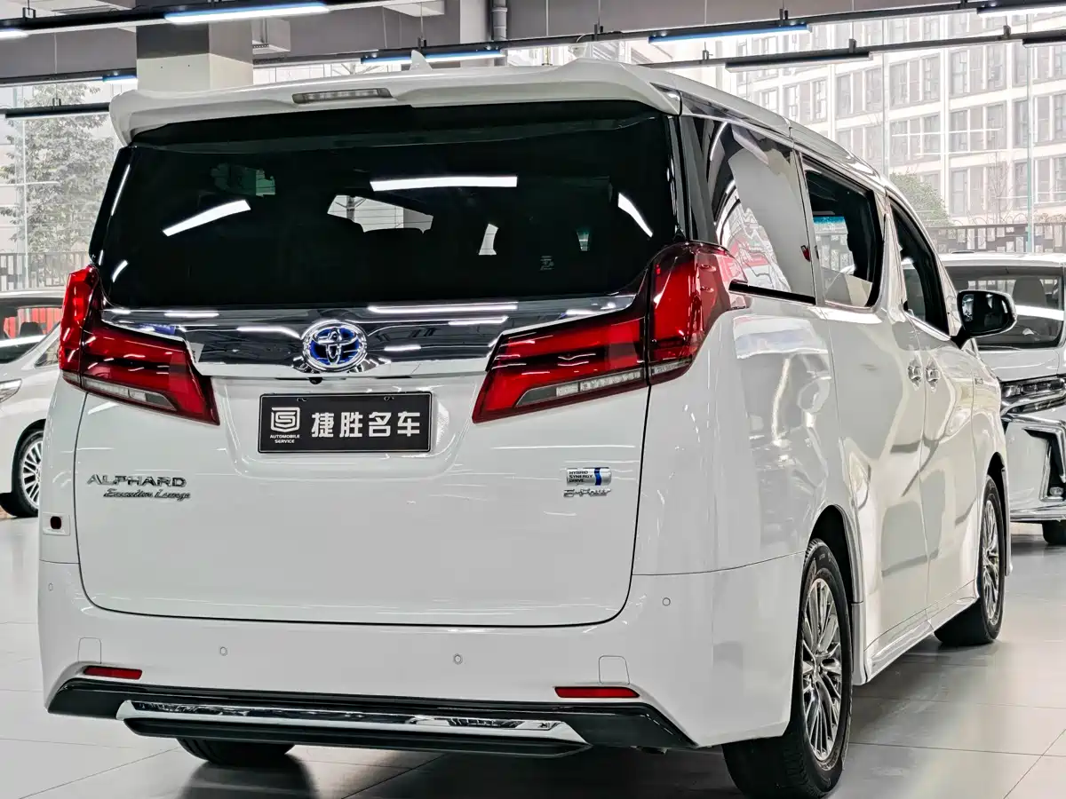 Toyota Alphard 2021 Hybrid 2.5L Premium фото 4