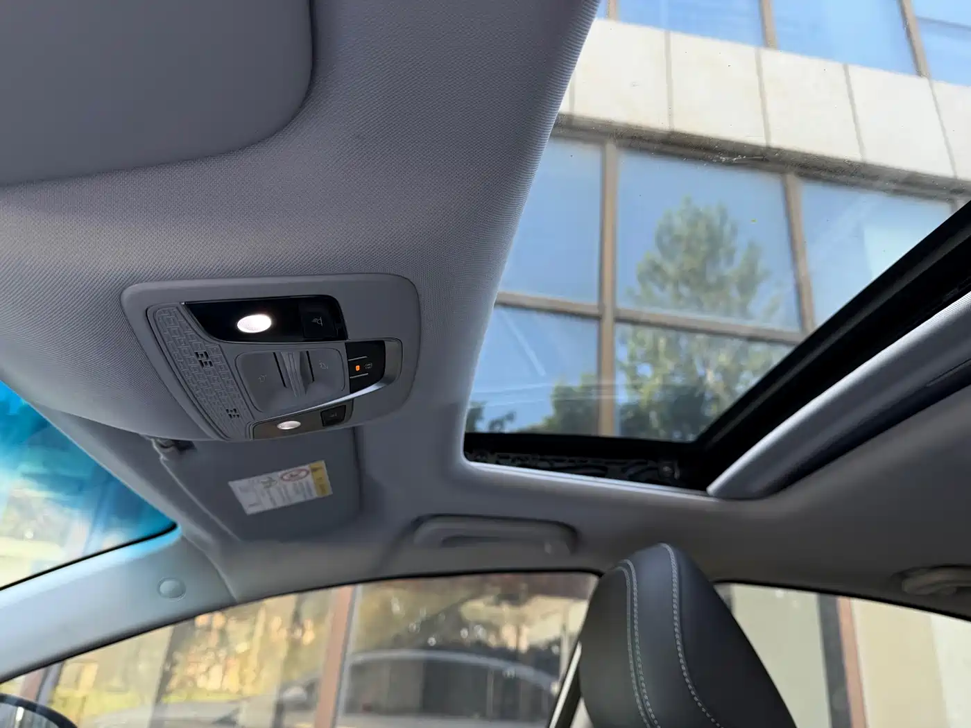 Photo 15 - Geely Emgrand