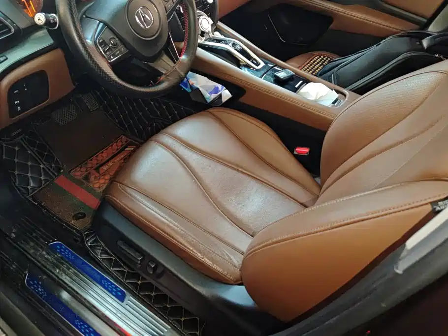 Photo 9 - Acura CDX