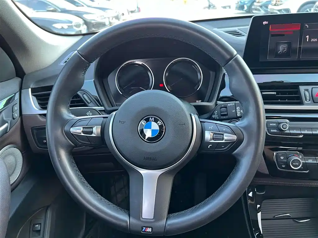 BMW X1 2021 sDrive20Li Exclusive фото 15