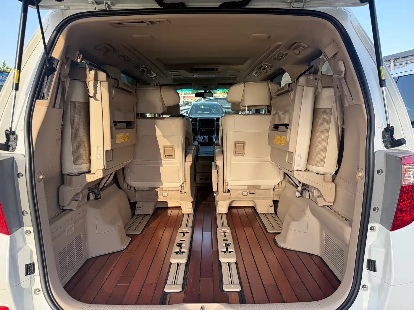 Toyota Alphard 2012 3.5L Premium Edition фото 11
