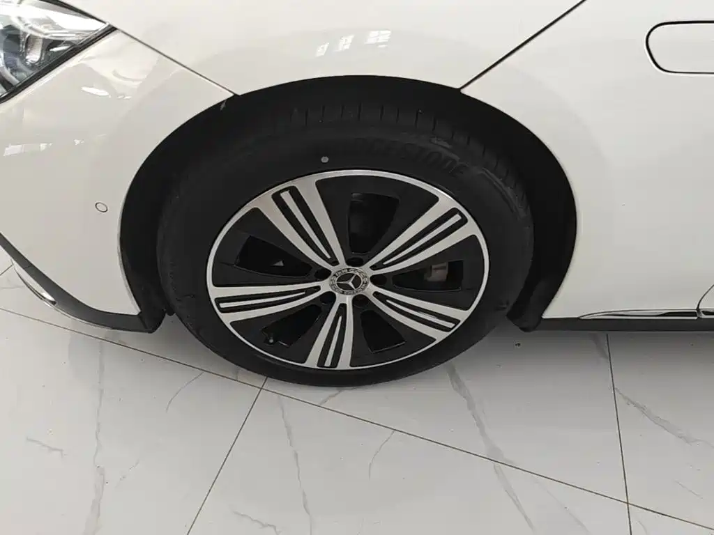 Mercedes-Benz EQE 2025 2025 500 4MATIC Pioneer