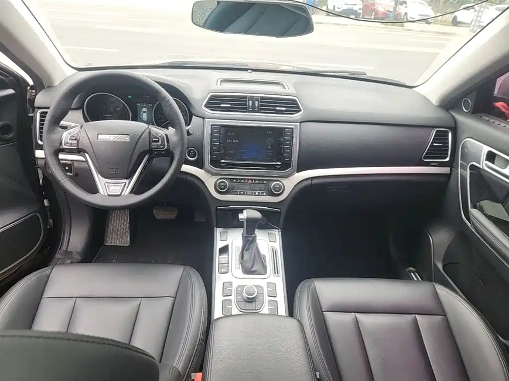Haval H6 Coupe 2016 Blue Label 1.5T Automatic 2WD Urban фото 10