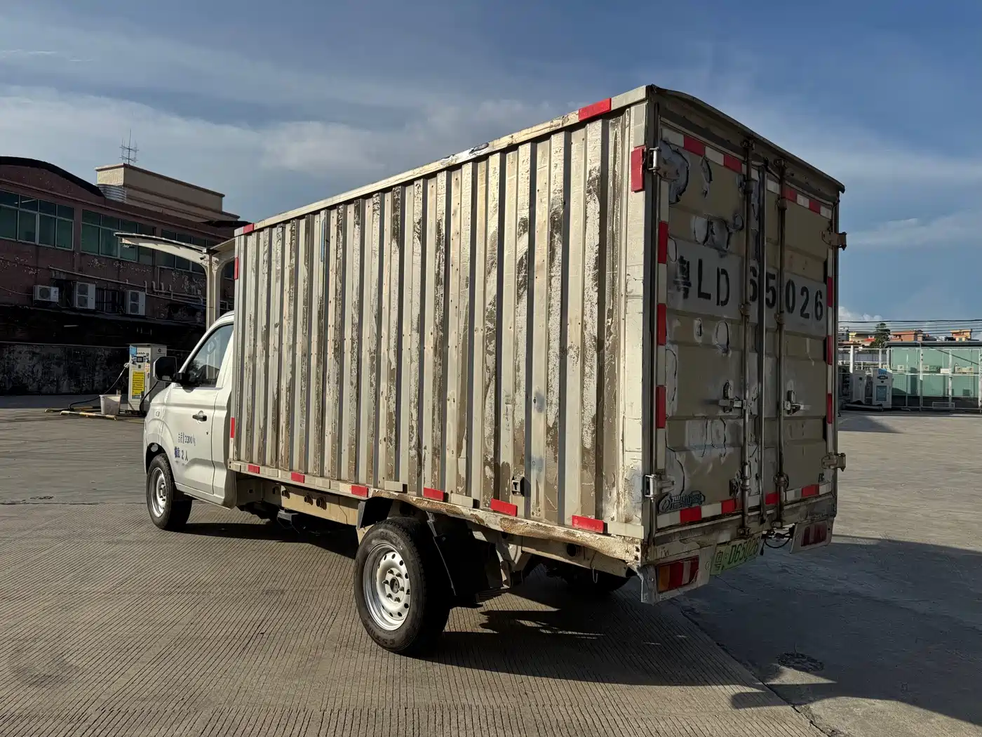 Ruichi New Energy EC71 2023 2023 EC71L Van Pioneer Type I 50.38kWh