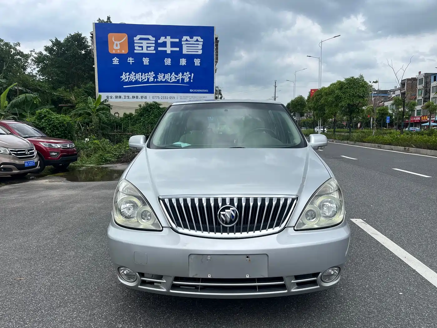 Фото 2 - Buick GL8