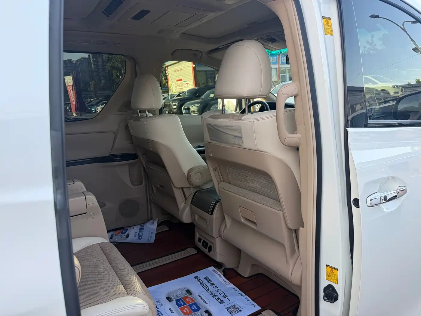 Toyota Alphard 2012 3.5L Premium Edition фото 9