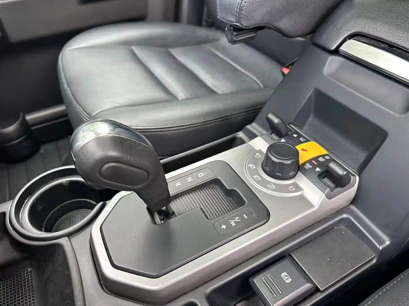 Land Rover Discovery 2005 Model 4.0 SC V6 HSE фото 13