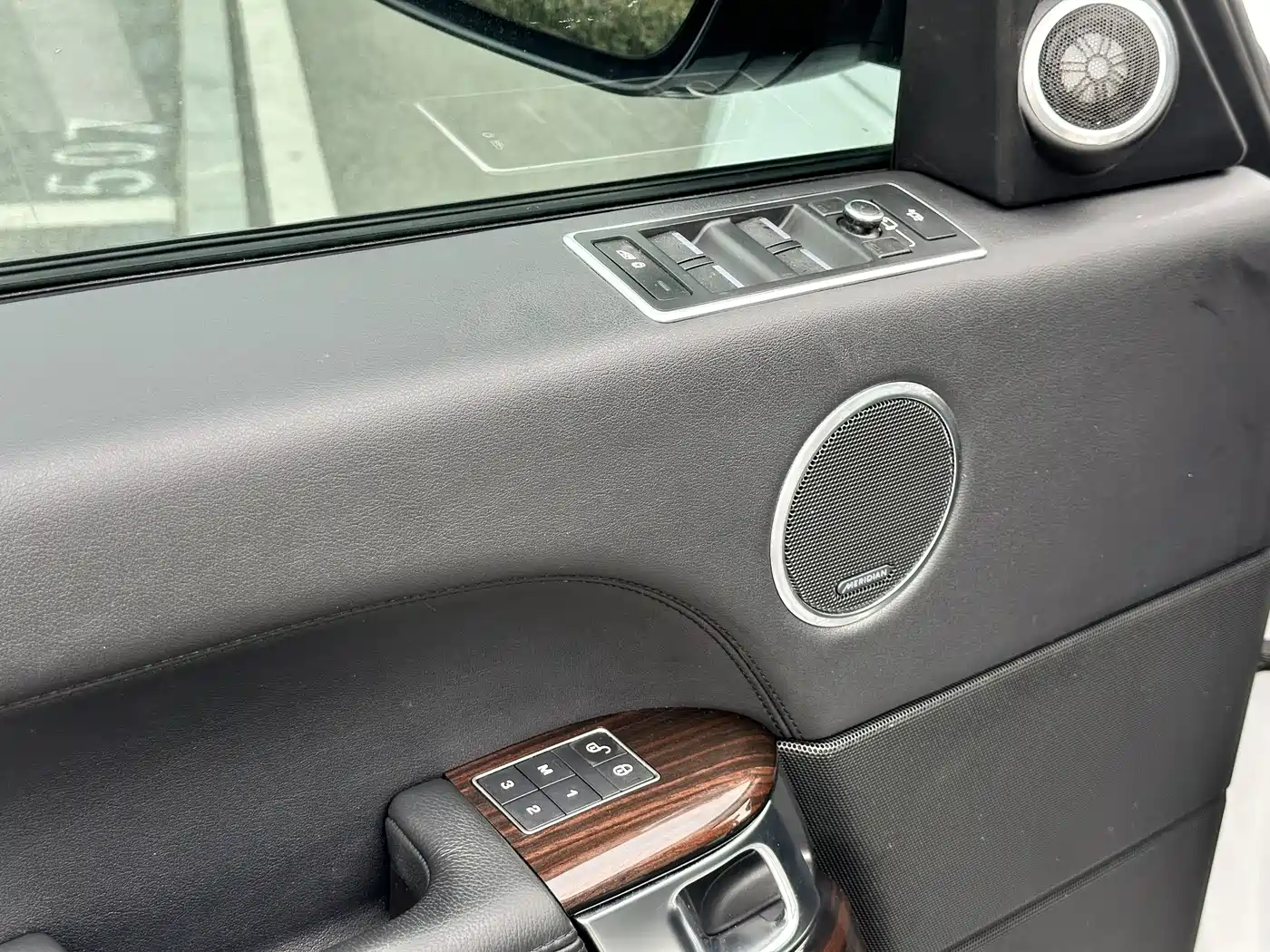 Land Rover Range Rover 2015 3.0 TDV6 Vogue фото 12