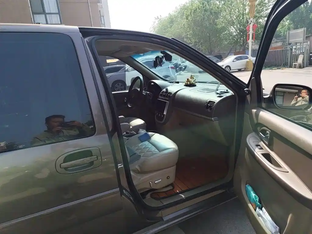 Buick GL8 2014 2.4L Classic Edition фото 20