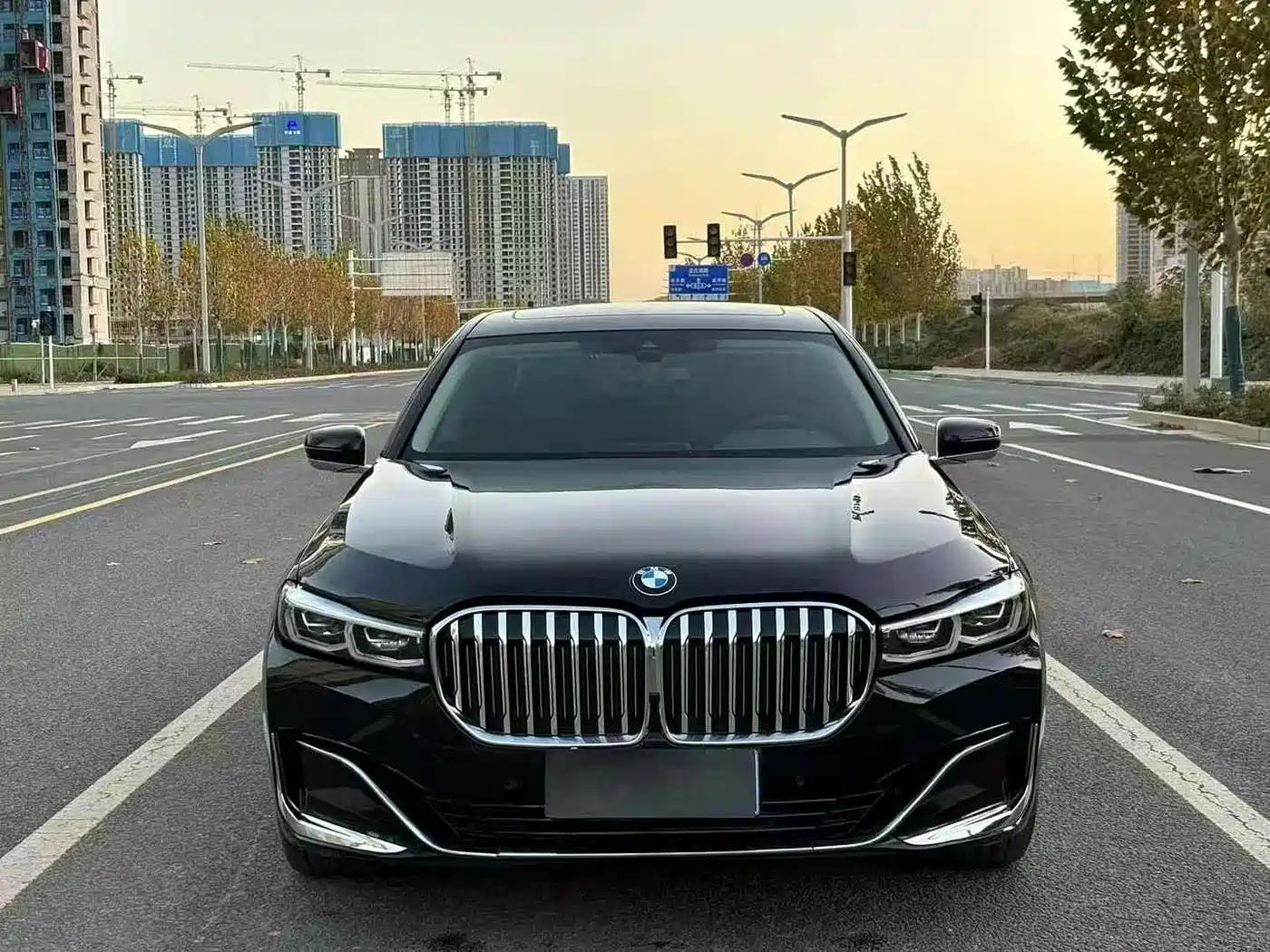BMW 7 Series 2021 Model 730Li M Sport Package фото 2