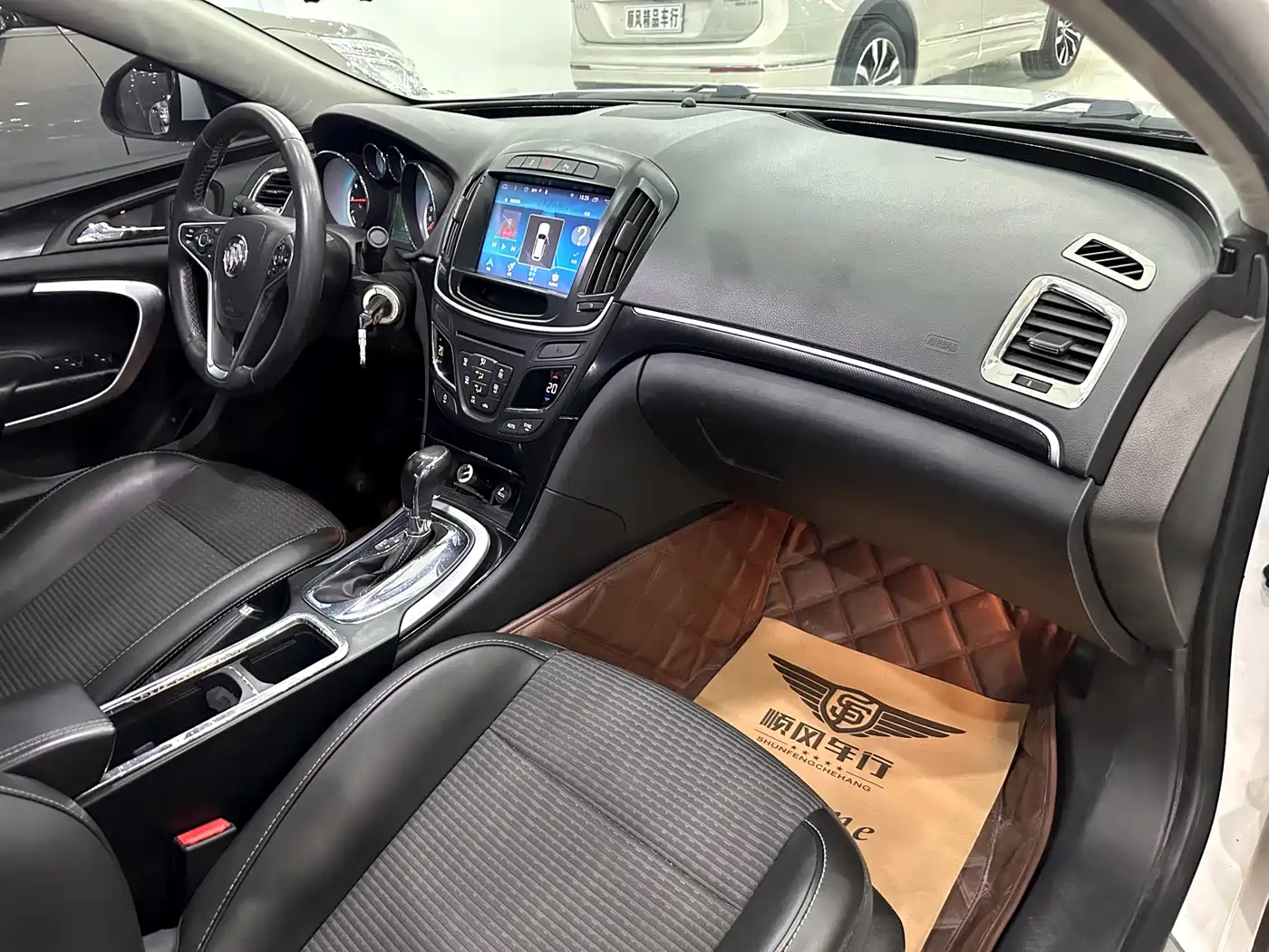 Buick Regal 2015 1.6T Leading Tech Edition фото 11