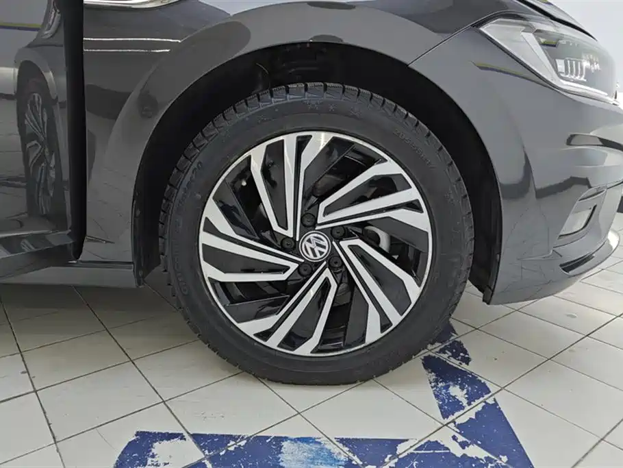 Volkswagen Sagitar 2021 280TSI DSG Surpassing Edition фото 6