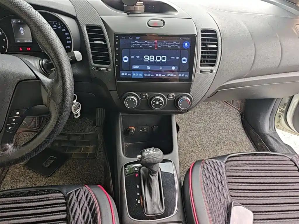 KIA K3