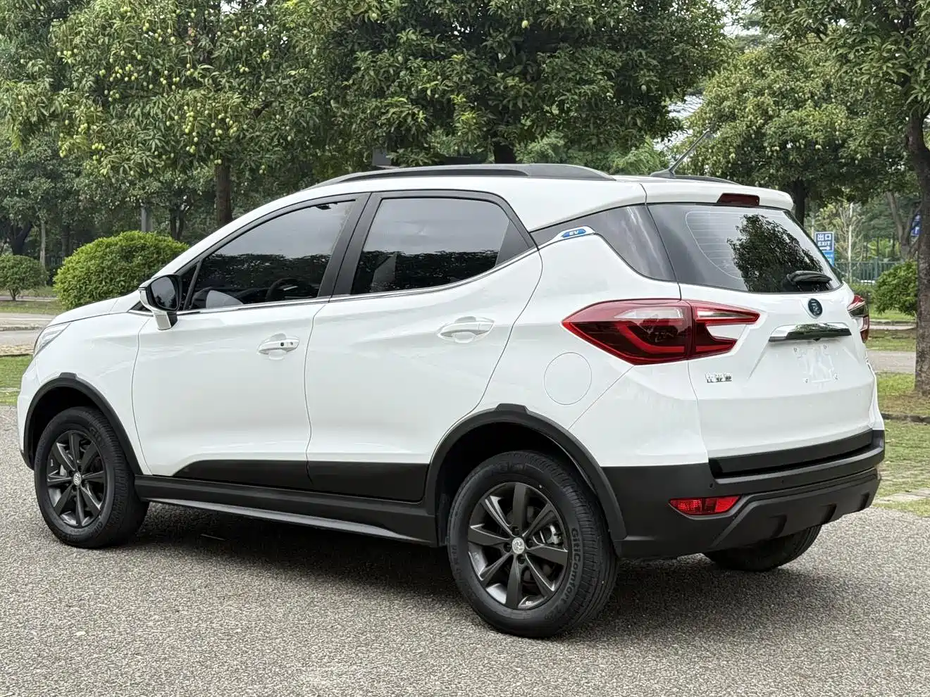 BYD Yuan New Energy 2018 EV360 Smart Connected Cool Type фото 7